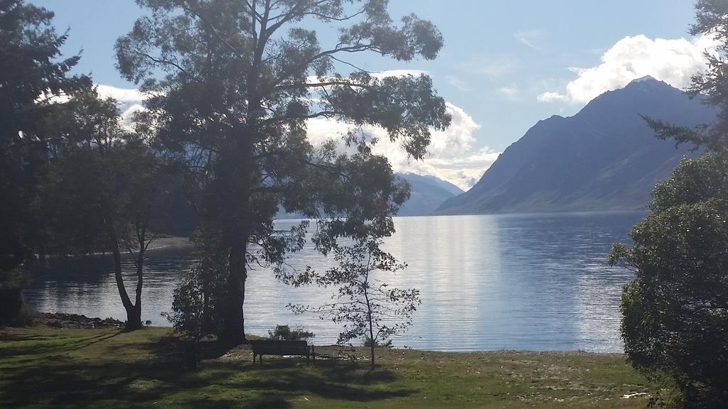 The Camp - Danau Hawea Bagian luar foto